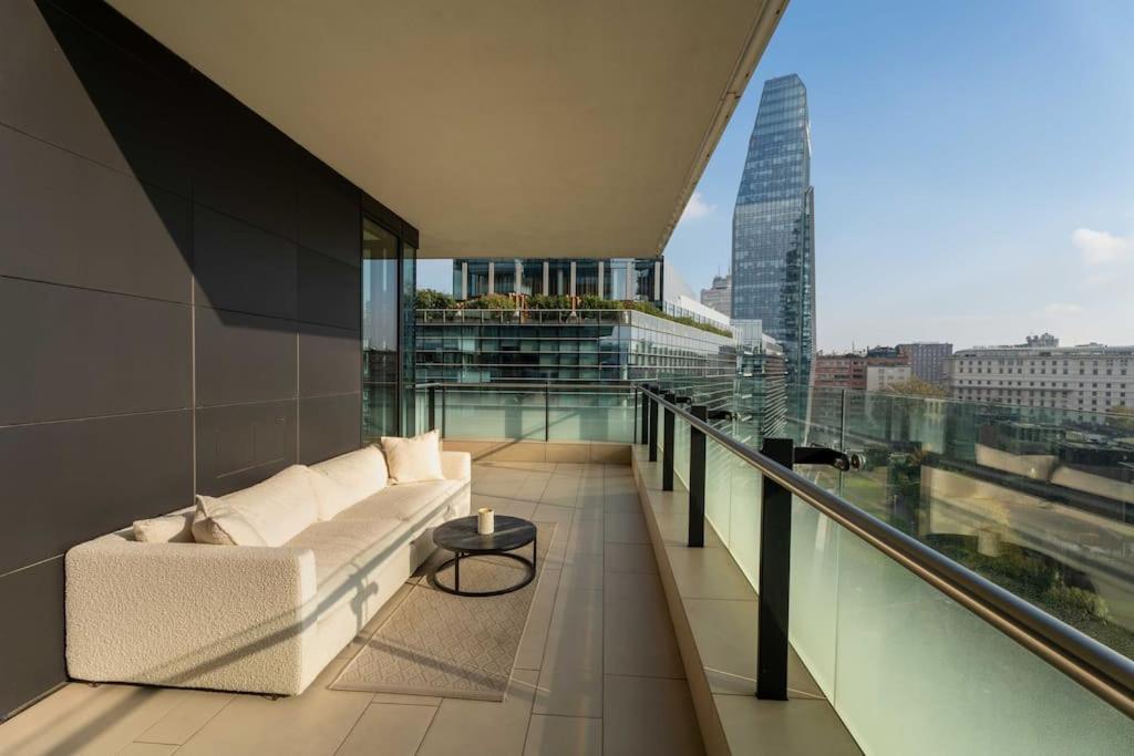 Sky High Dreams - Vista Duomo * Milan